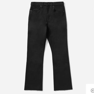 Everlane Kick Crop Jean in Black